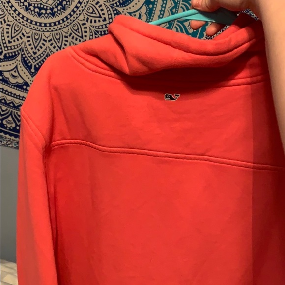 NWT vineyard vines pink sweatshirt - Picture 4 of 4